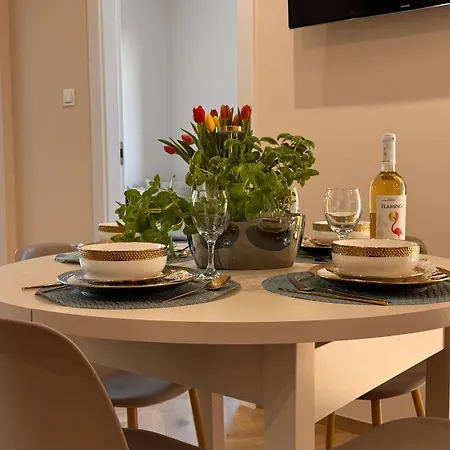 Podniebny - 4 Sypialnie - Apartments, Osiedle Tuwima Park -