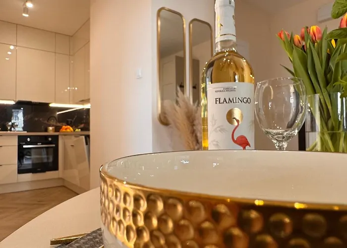 Apartment Podniebny - 4 Sypialnie - Apartments, Osiedle Tuwima Park -