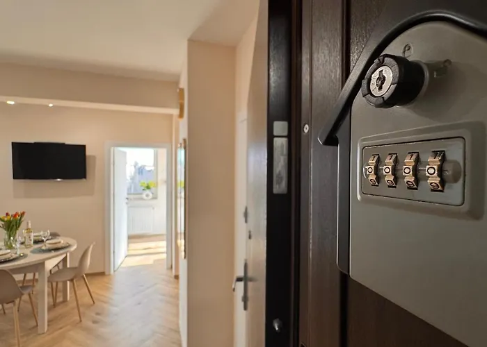 Podniebny - 4 Sypialnie - Apartments, Osiedle Tuwima Park - Olsztyn (Warmian-Masurian)